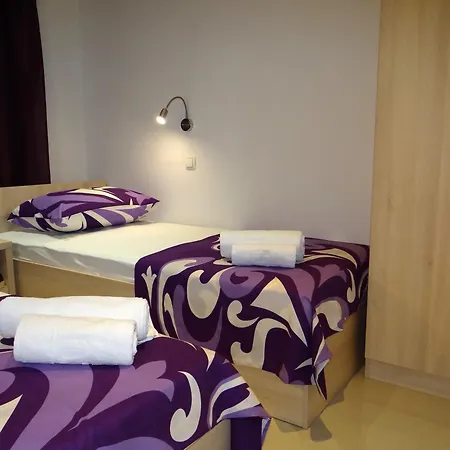 Helle Mit Meerblick Und Sonnenbalkon * Trogir
