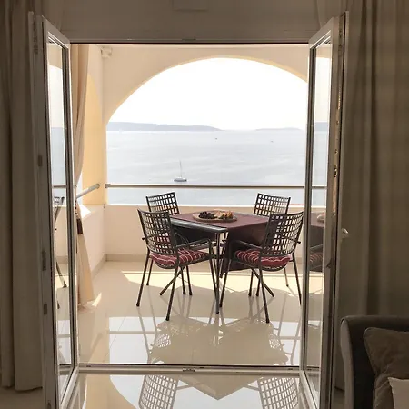 Apartment Helle Mit Meerblick Und Sonnenbalkon *